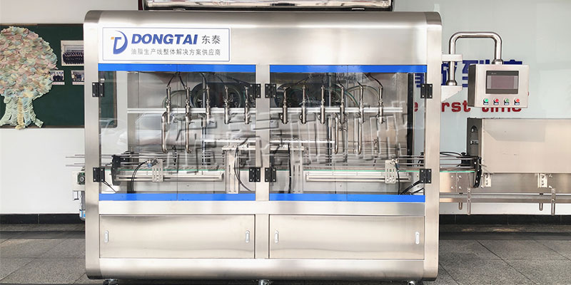 辣椒醬成‘致富醬’，辣椒醬灌裝機(jī)推進(jìn)醬料自動化發(fā)展